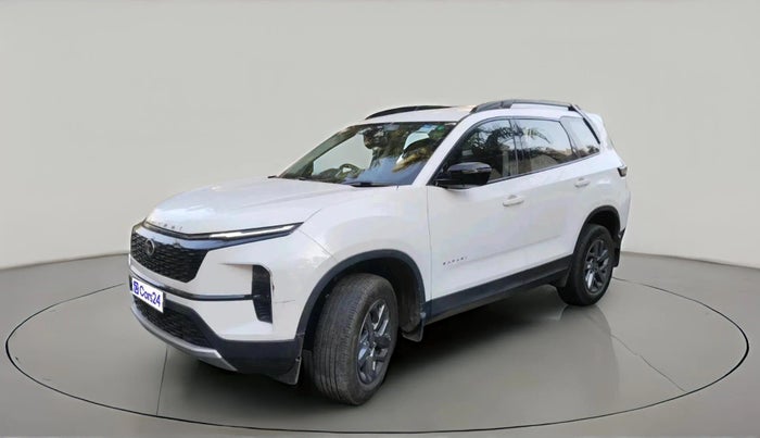 2024 Tata Safari PURE PLUS AT, Diesel, Automatic, 30,573 km, exterior