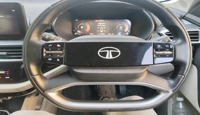 2024 Tata Safari PURE PLUS AT, Diesel, Automatic, 30,573 km, interior