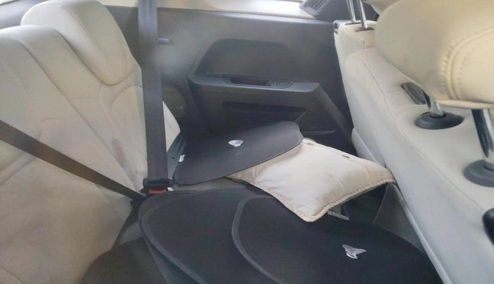 2024 Tata Safari PURE PLUS AT, Diesel, Automatic, 30,573 km, interior