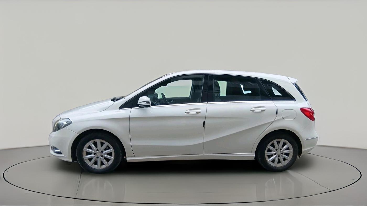 2013 Mercedes Benz B Class B180, Diesel, Automatic, 92,728 km, exterior