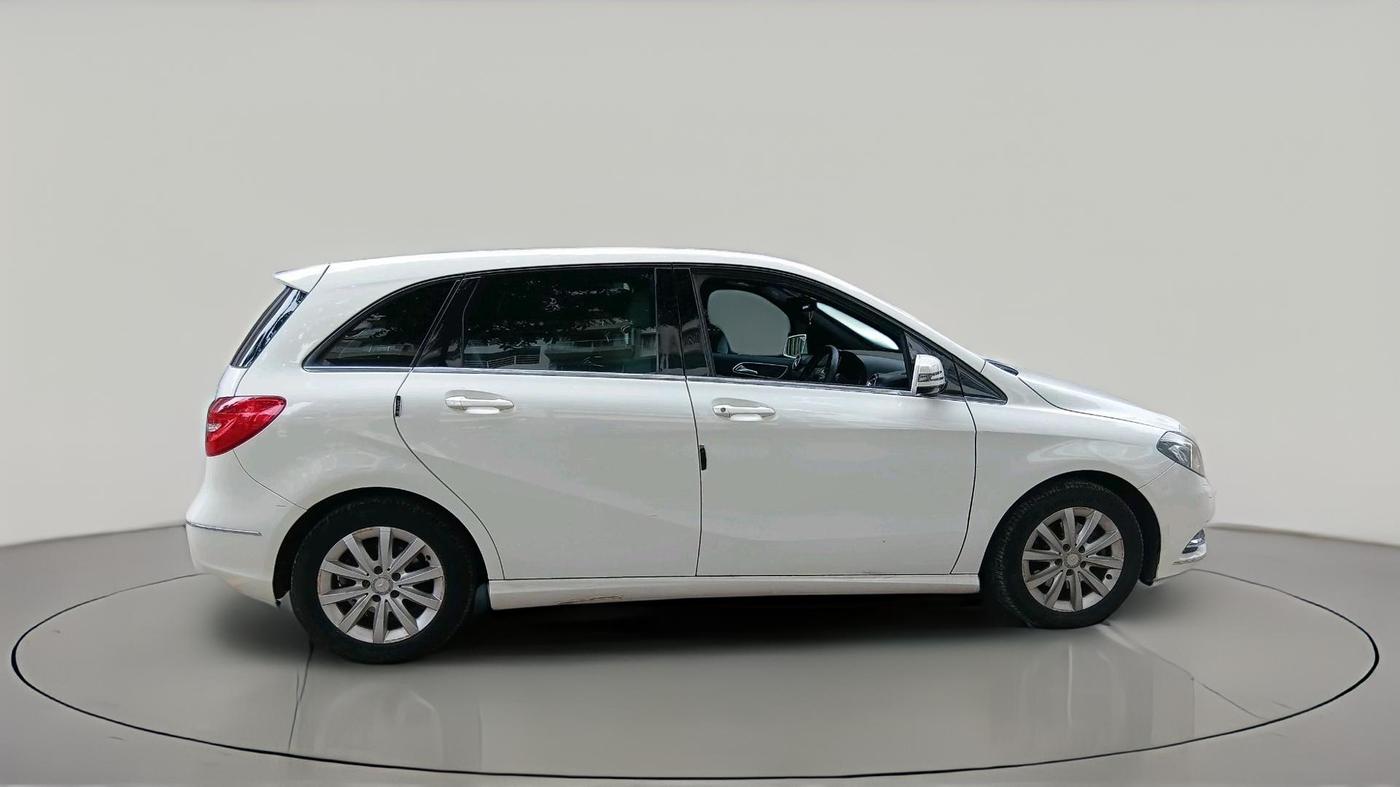 2013 Mercedes Benz B Class B180, Diesel, Automatic, 92,728 km, exterior