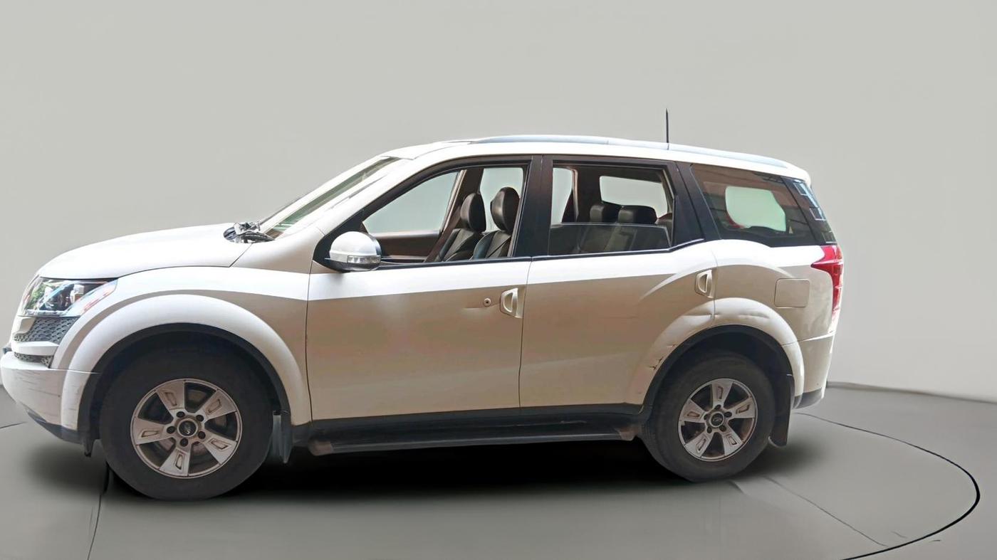 2012 Mahindra XUV500 W8, Diesel, Manual, 1,21,692 km, exterior
