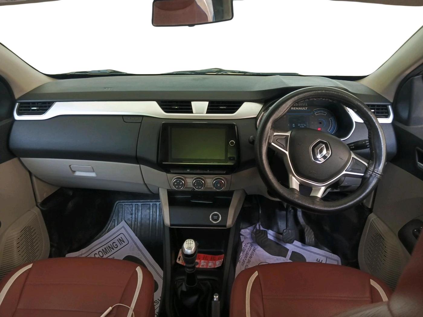 2020 Renault TRIBER RXZ, Petrol, Manual, 33,157 km, interior