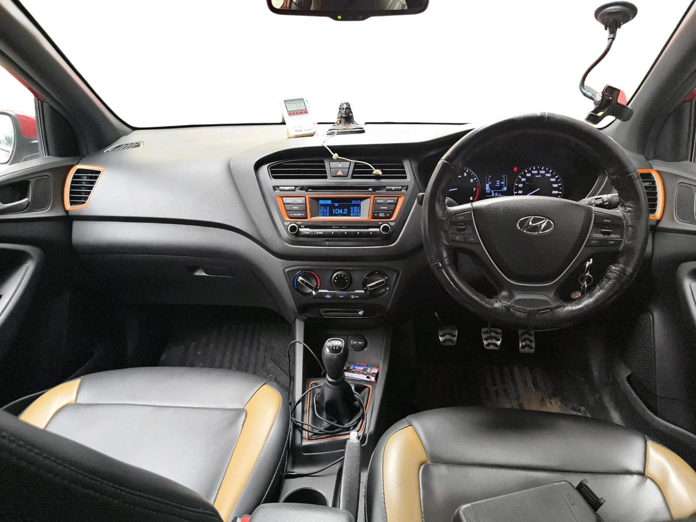 2015 Hyundai i20 Active 1.2 S, Petrol, Manual, 78,325 km, interior