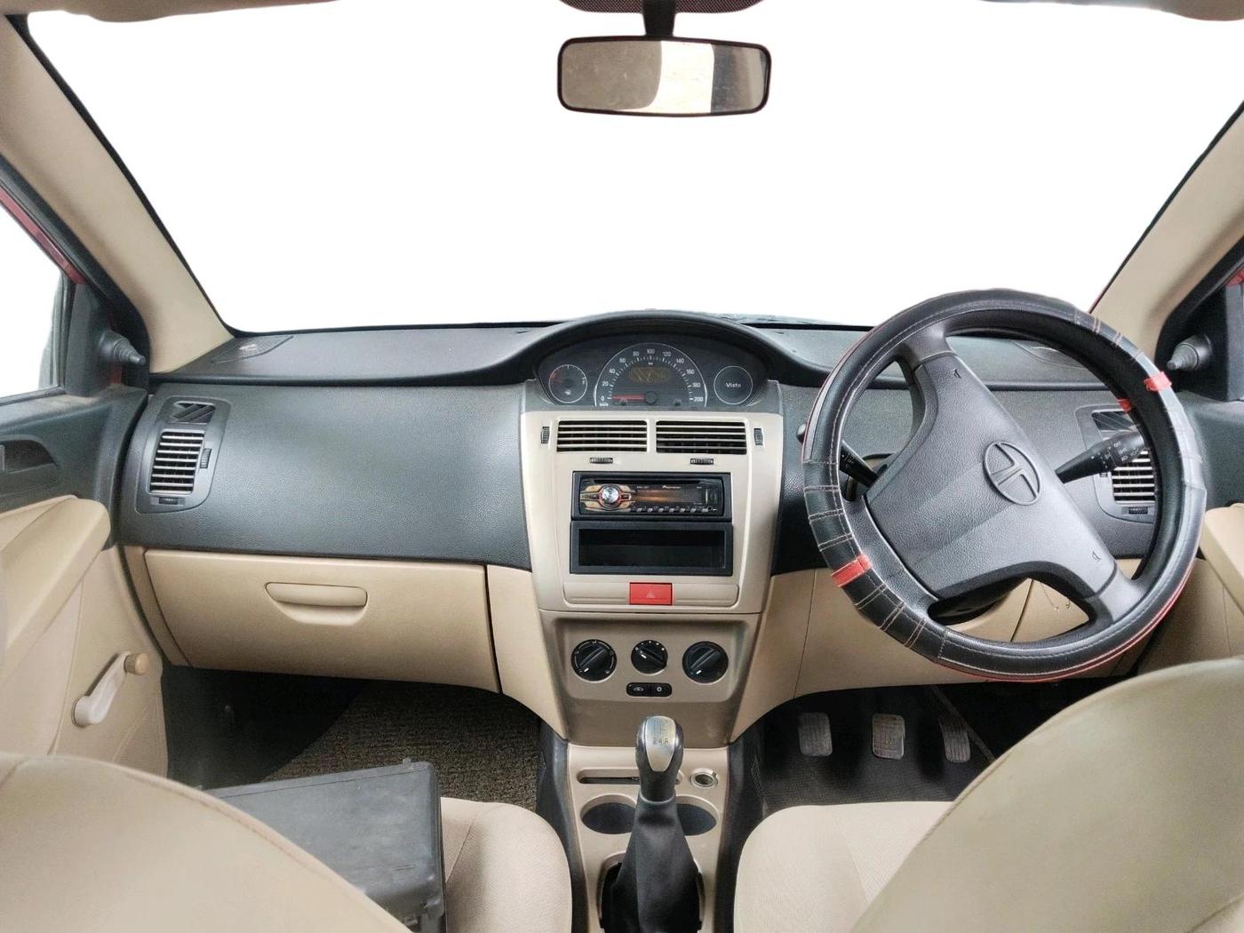 2012 Tata Indica Vista LS QUADRAJET, Diesel, Manual, 75,471 km, interior