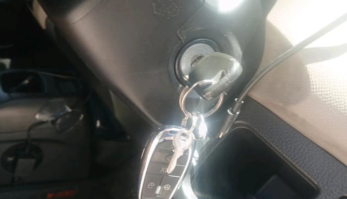 2015 Maruti Wagon R 1.0 LXI CNG, CNG, Manual, 83,952 km, interior