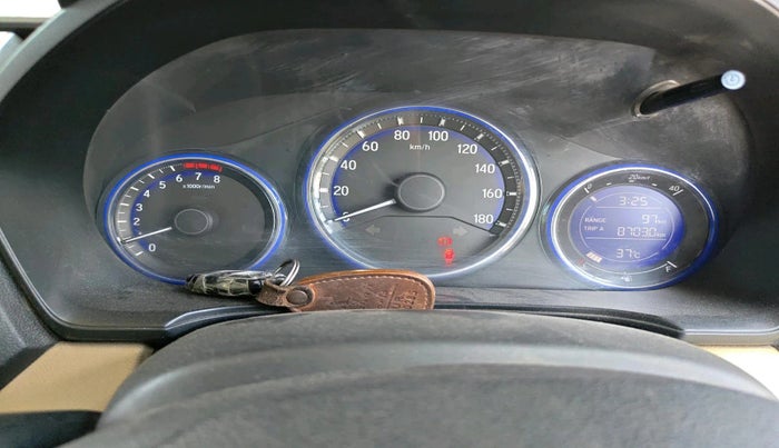 2016 Honda Amaze 1.2L I-VTEC SX, Petrol, Manual, 1,00,989 km, interior