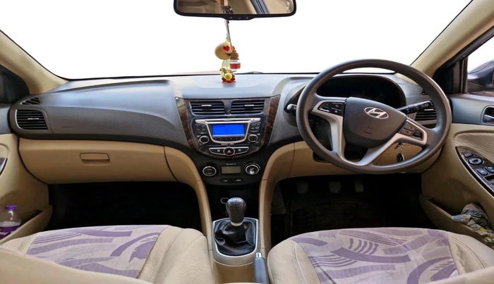 2011 Hyundai Verna FLUIDIC 1.6 VTVT SX, Petrol, Manual, 51,122 km, interior