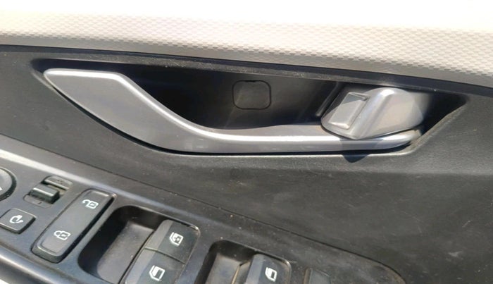 2022 Hyundai Creta SX (O) AT 1.5 DIESEL, Diesel, Automatic, 99,243 km, interior