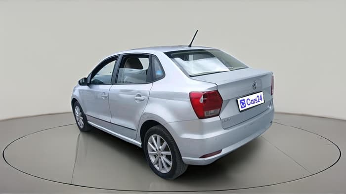2017 Volkswagen Ameo HIGHLINE1.2L PLUS 16 ALLOY, Petrol, Manual, 1,18,384 km, exterior