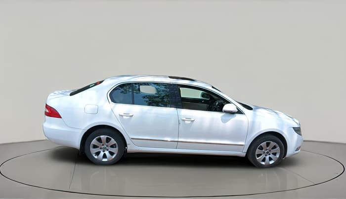 2013 Skoda Superb ELEGANCE 1.8 TSI MT, Petrol, Manual, 75,839 km, exterior