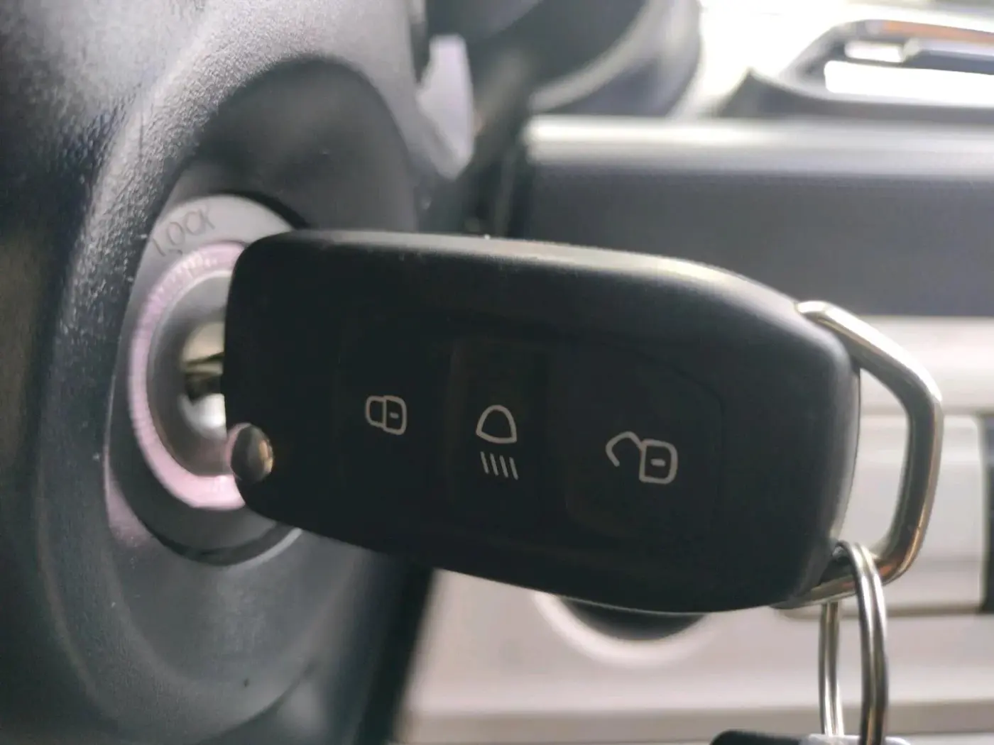 2025 Tata ALTROZ XM PLUS SUNROOF CNG, CNG, Manual, 26,864 km, interior