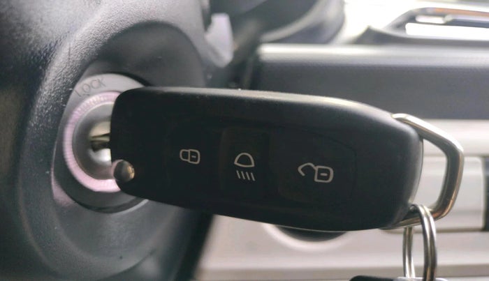 2025 Tata ALTROZ XM PLUS SUNROOF CNG, CNG, Manual, 26,864 km, interior