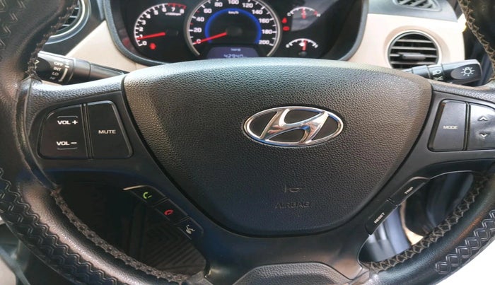 2019 Hyundai Grand i10 SPORTZ 1.2 KAPPA VTVT, Petrol, Manual, 62,767 km, interior