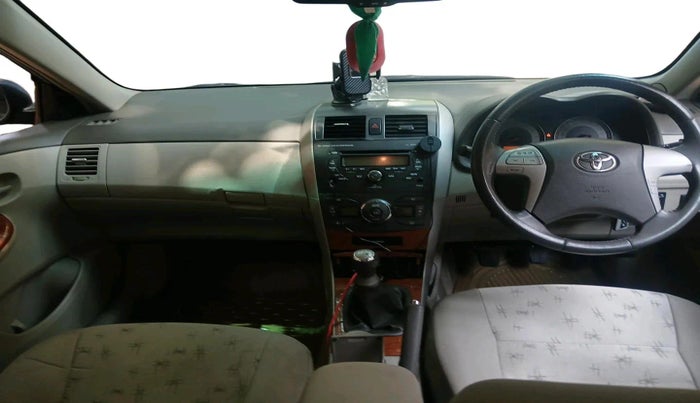2011 Toyota Corolla Altis G PETROL, Petrol, Manual, 1,27,714 km, interior