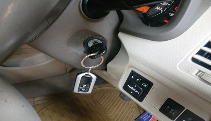 2011 Toyota Corolla Altis G PETROL, Petrol, Manual, 1,27,714 km, interior