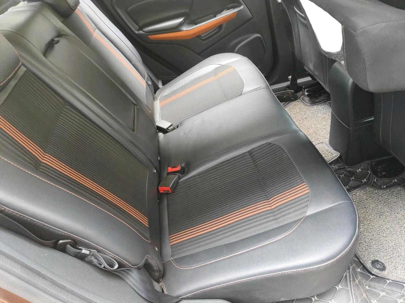 2019 Ford Ecosport TITANIUM 1.5L SPORTS(SUNROOF) DIESEL, Diesel, Manual, 39,939 km, interior