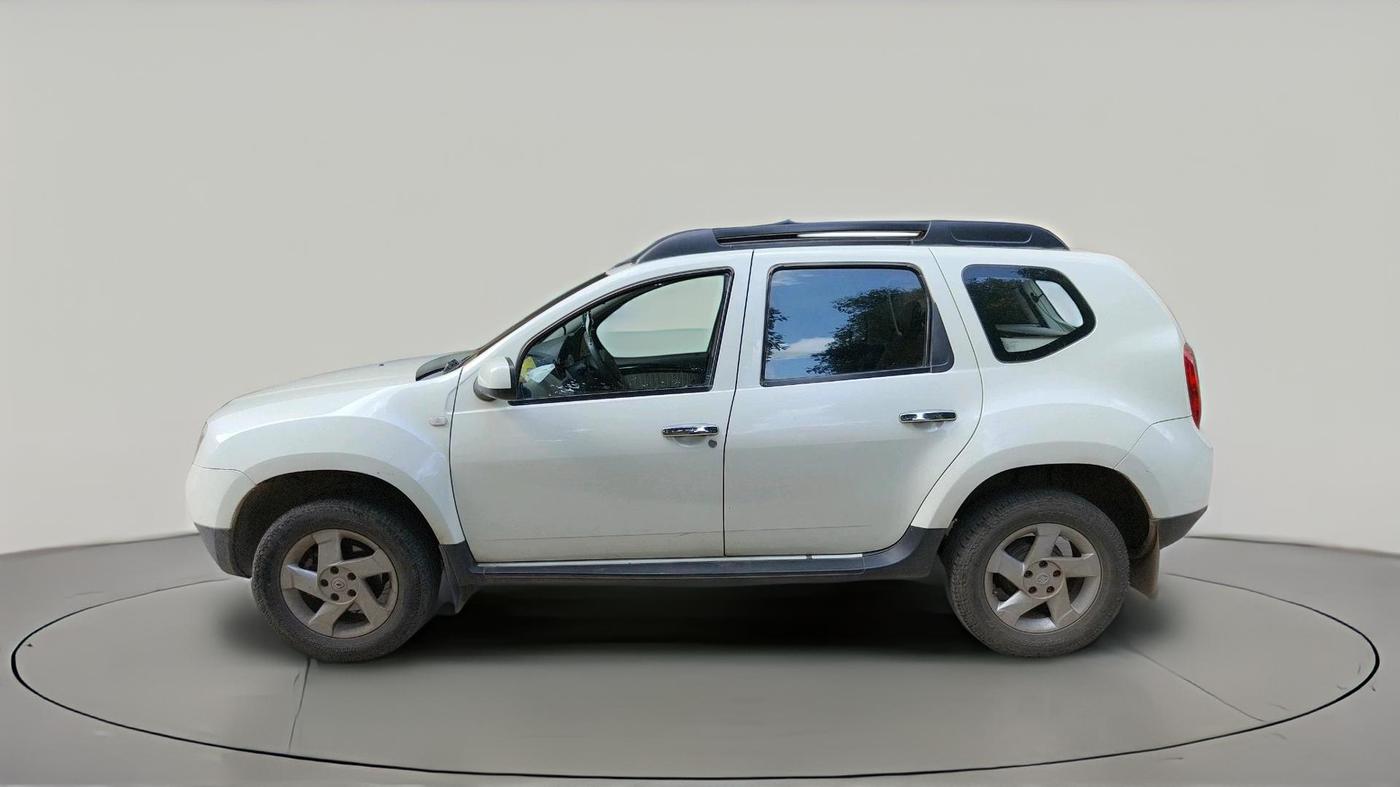 2015 Renault Duster 85 PS RXL DIESEL, Diesel, Manual, 1,44,815 km, exterior