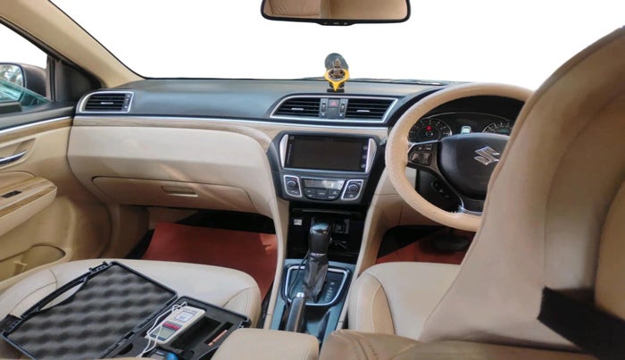 2018 Maruti Ciaz ALPHA  AT 1.5 SHVS PETROL, Petrol, Automatic, 1,29,183 km, interior
