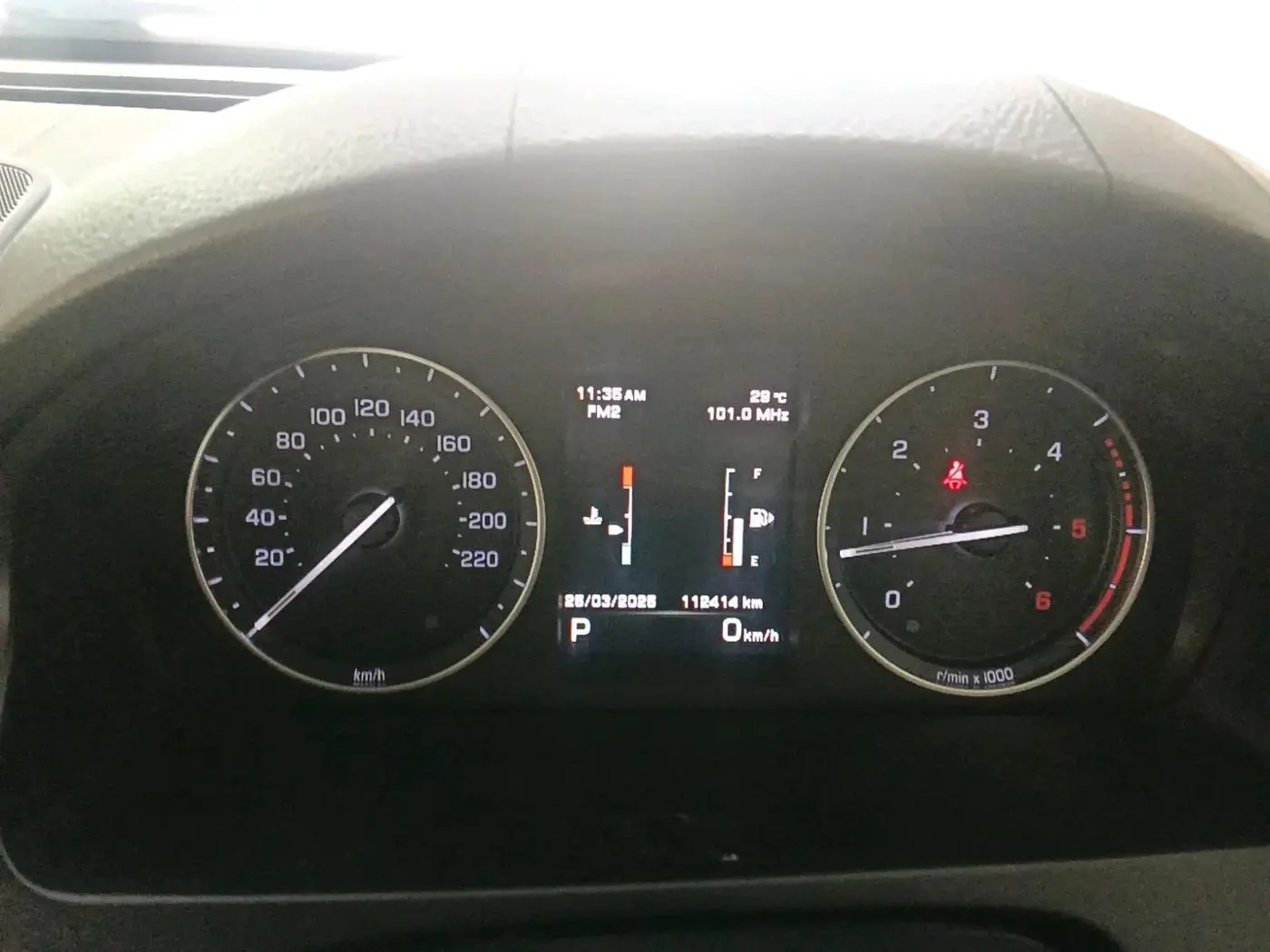 2014 Landrover Freelander 2 TD4 SE, Diesel, Automatic, 1,12,414 km, interior