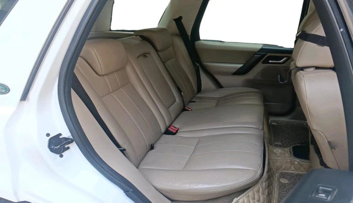 2014 Landrover Freelander 2 TD4 SE, Diesel, Automatic, 1,12,414 km, interior