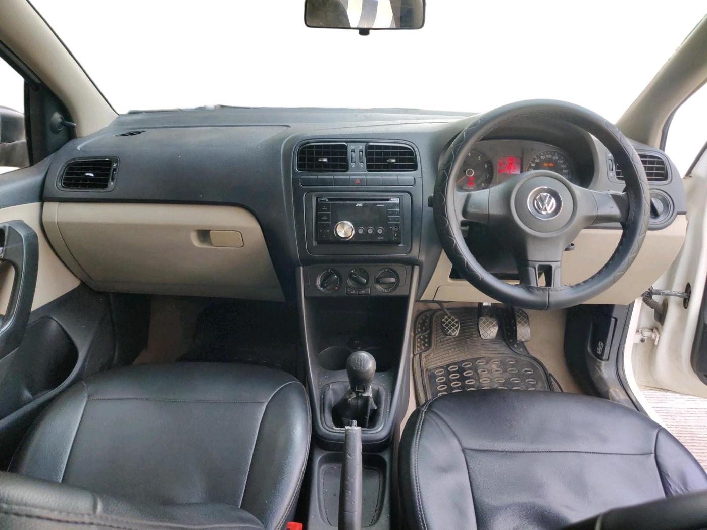 2012 Volkswagen Polo TRENDLINE 1.2L PETROL, Petrol, Manual, 1,30,959 km, interior
