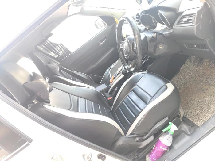 2021 Maruti Swift VXI, Petrol, Manual, 81,414 km, interior