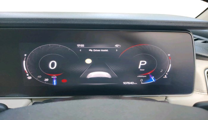 2022 Mahindra XUV700 AX 7 LUXURY D AT 7 STR, Diesel, Automatic, 1,07,640 km, interior