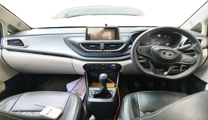 2023 Tata ALTROZ XM PLUS CNG, CNG, Manual, 59,775 km, interior