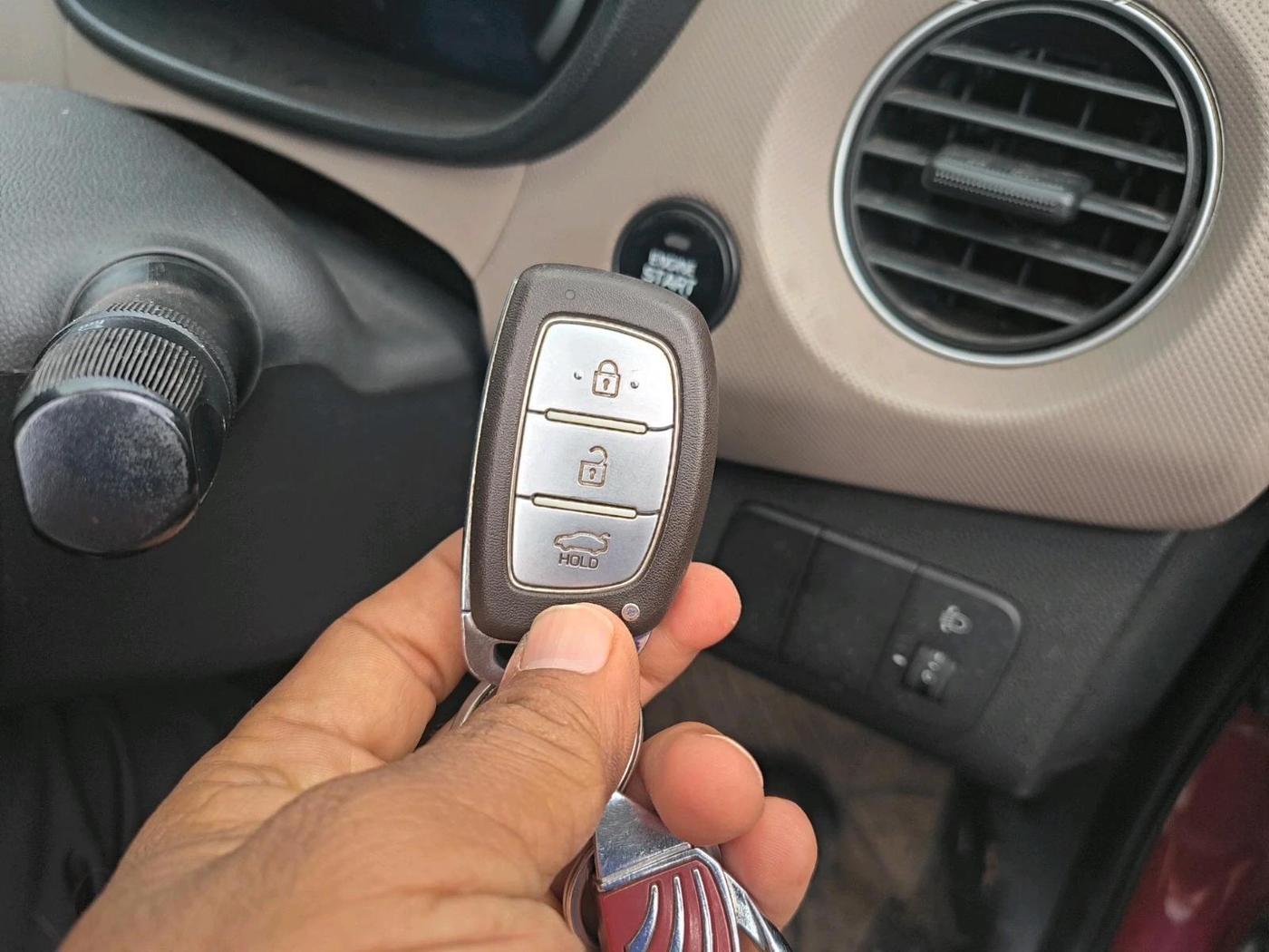 2016 Hyundai Grand i10 ASTA (O) AT 1.2 KAPPA VTVT, Petrol, Automatic, 74,720 km, interior
