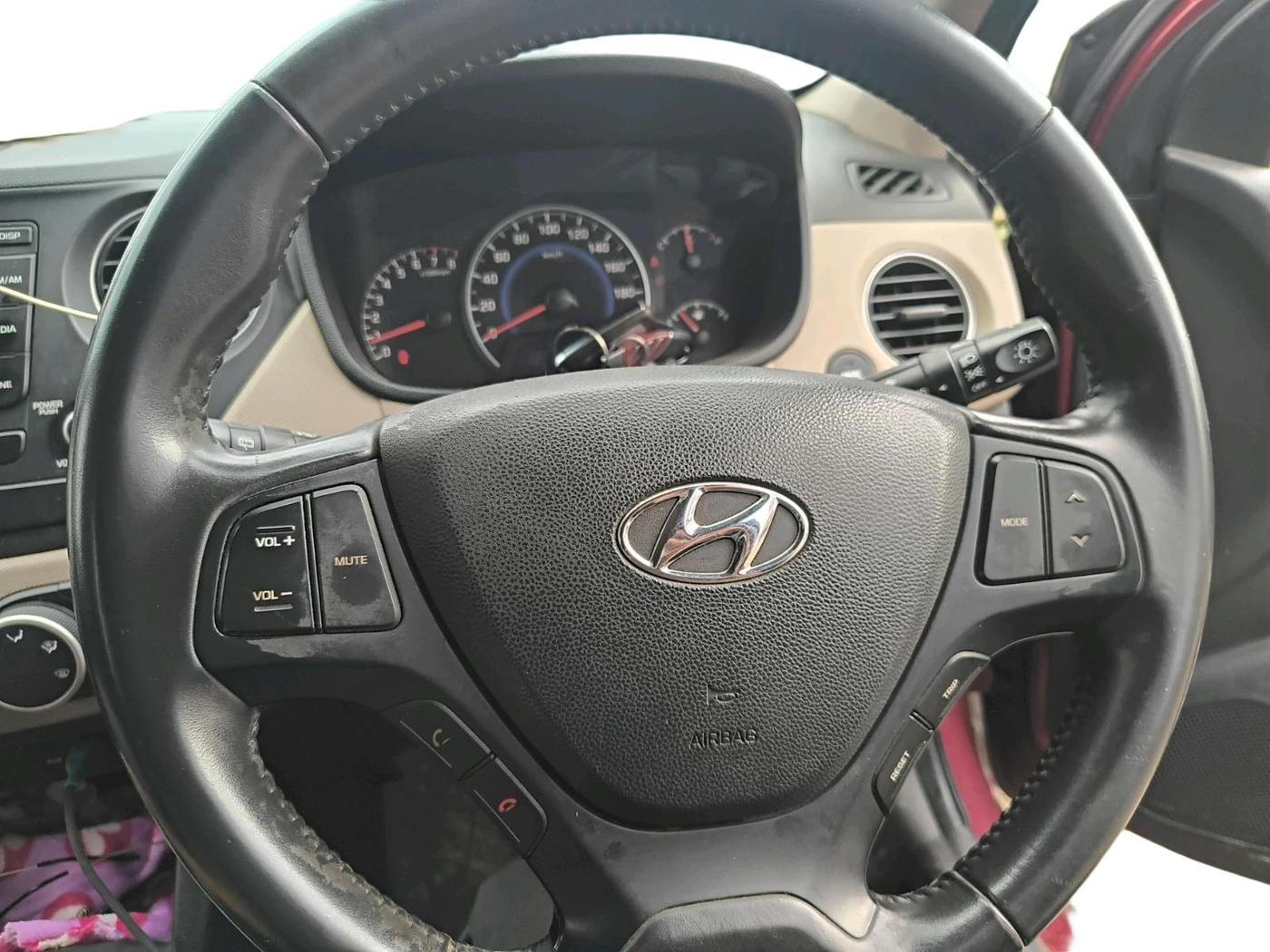 2016 Hyundai Grand i10 ASTA (O) AT 1.2 KAPPA VTVT, Petrol, Automatic, 74,720 km, interior