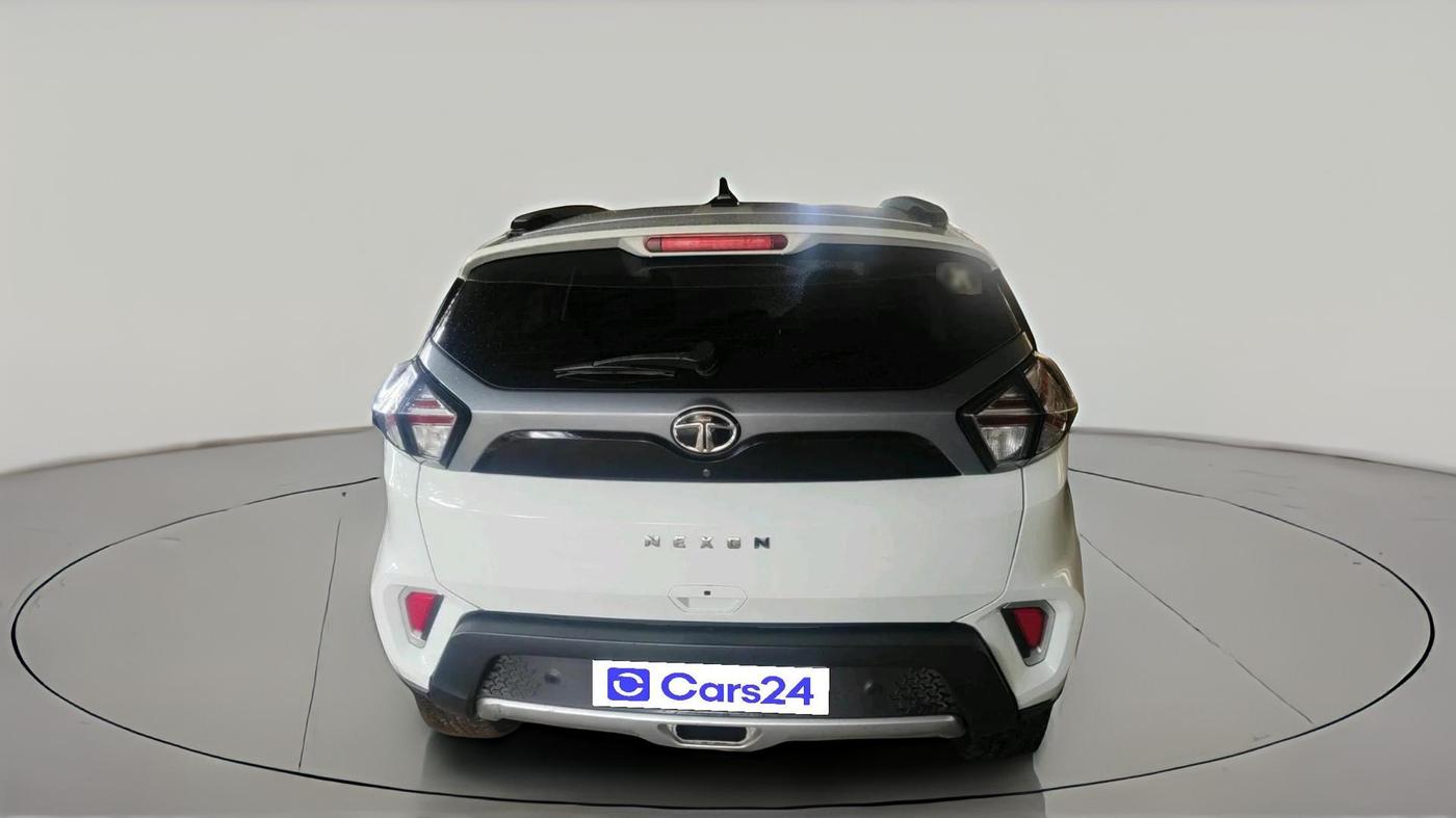 2020 Tata NEXON XZA PLUS (O) DIESEL, Diesel, Automatic, 1,36,512 km, exterior
