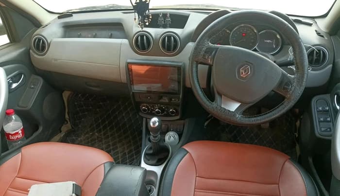 2014 Renault Duster 110 PS RXL DIESEL, Diesel, Manual, 74,405 km, interior