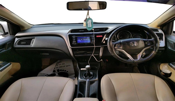 2015 Honda City 1.5L I-DTEC V, Diesel, Manual, 1,52,428 km, interior