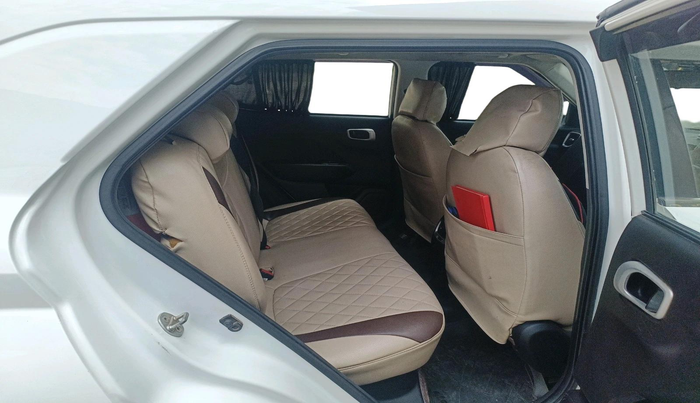 2019 Hyundai VENUE SX 1.4 CRDI, Diesel, Manual, 90,461 km, interior