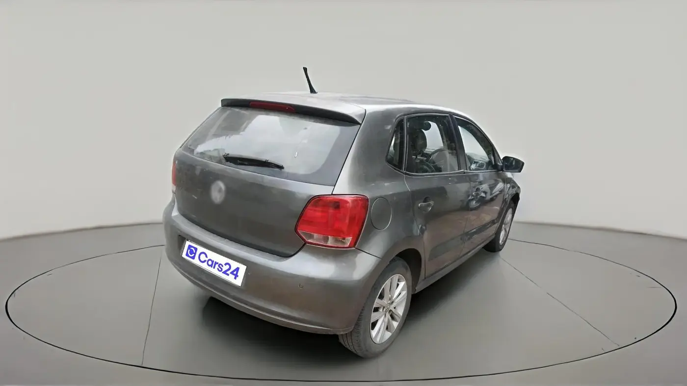 2013 Volkswagen Polo HIGHLINE1.2L, Petrol, Manual, 1,41,542 km, exterior