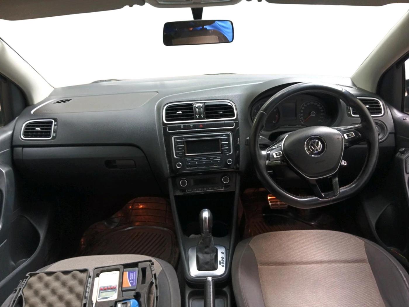 2014 Volkswagen Polo GT TSI AT, Petrol, Automatic, 93,406 km, interior