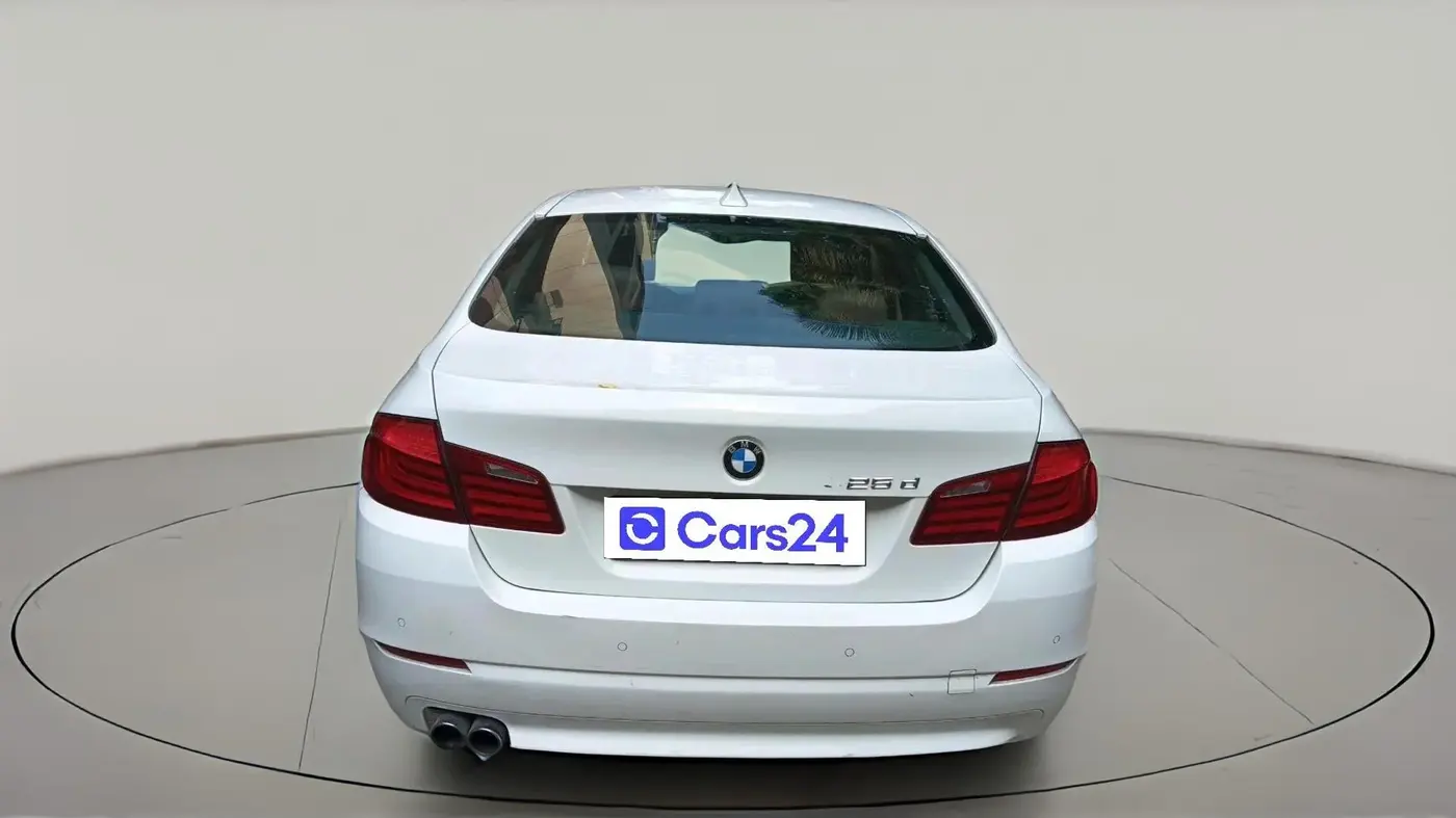 2011 BMW 5 Series 525D 3.0, Diesel, Automatic, 1,78,122 km, exterior
