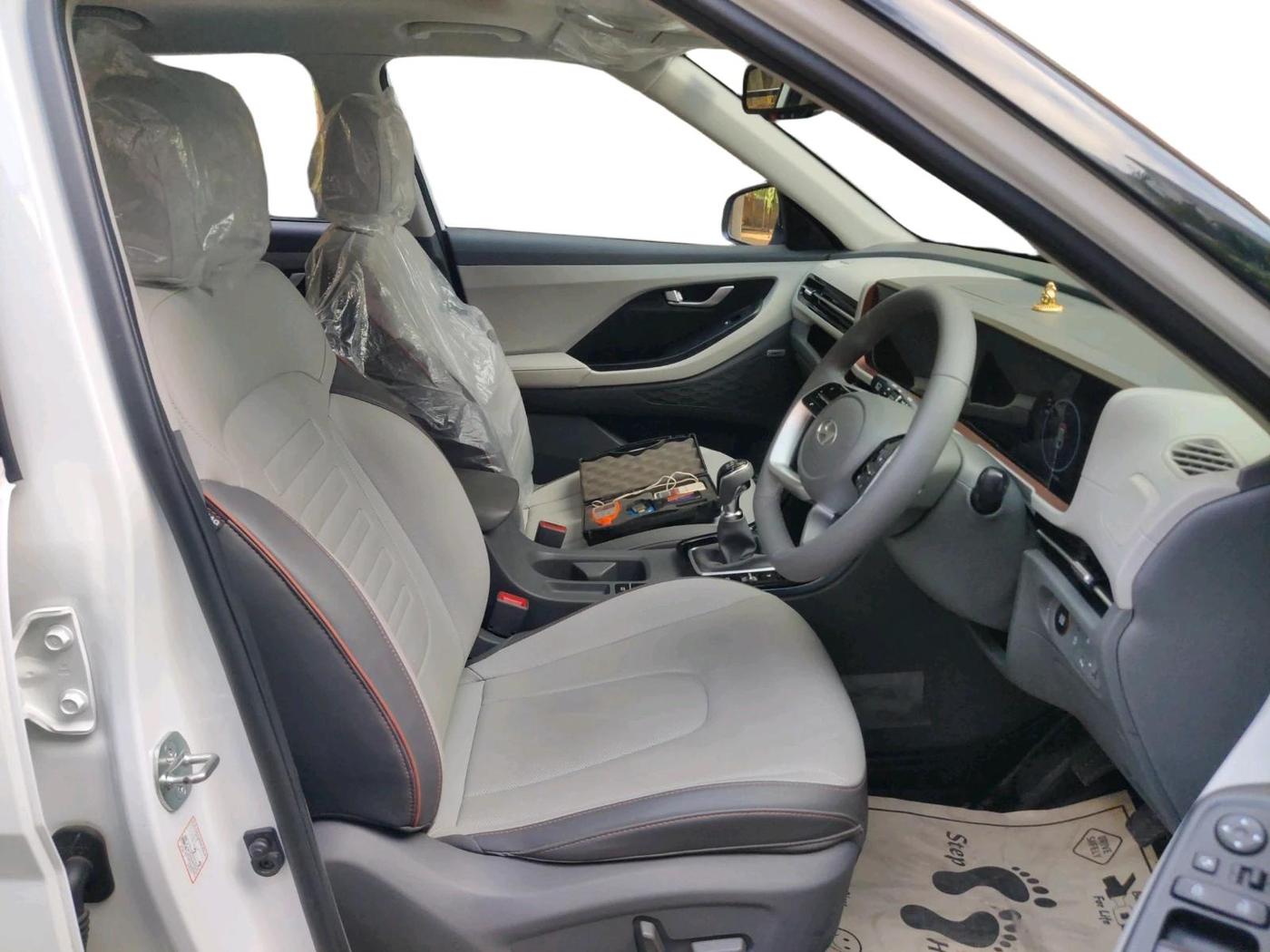 2024 Hyundai Creta SX (O) 1.5 PETROL, Petrol, Manual, 15,344 km, interior