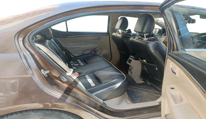 2018 Maruti Ciaz ALPHA 1.5 SHVS PETROL, Petrol, Manual, 96,156 km, interior