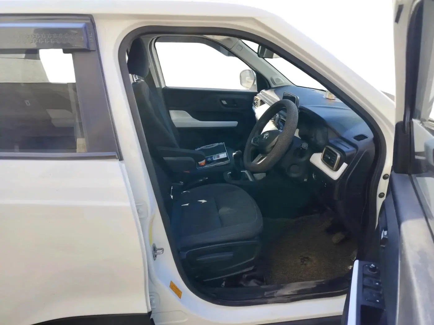 2024 Tata PUNCH ACCOMPLISHED MT CNG, CNG, Manual, 24,336 km, interior
