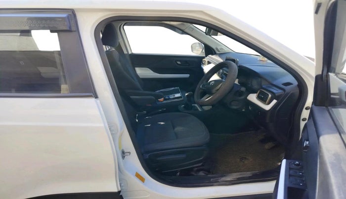 2024 Tata PUNCH ACCOMPLISHED MT CNG, CNG, Manual, 24,336 km, interior