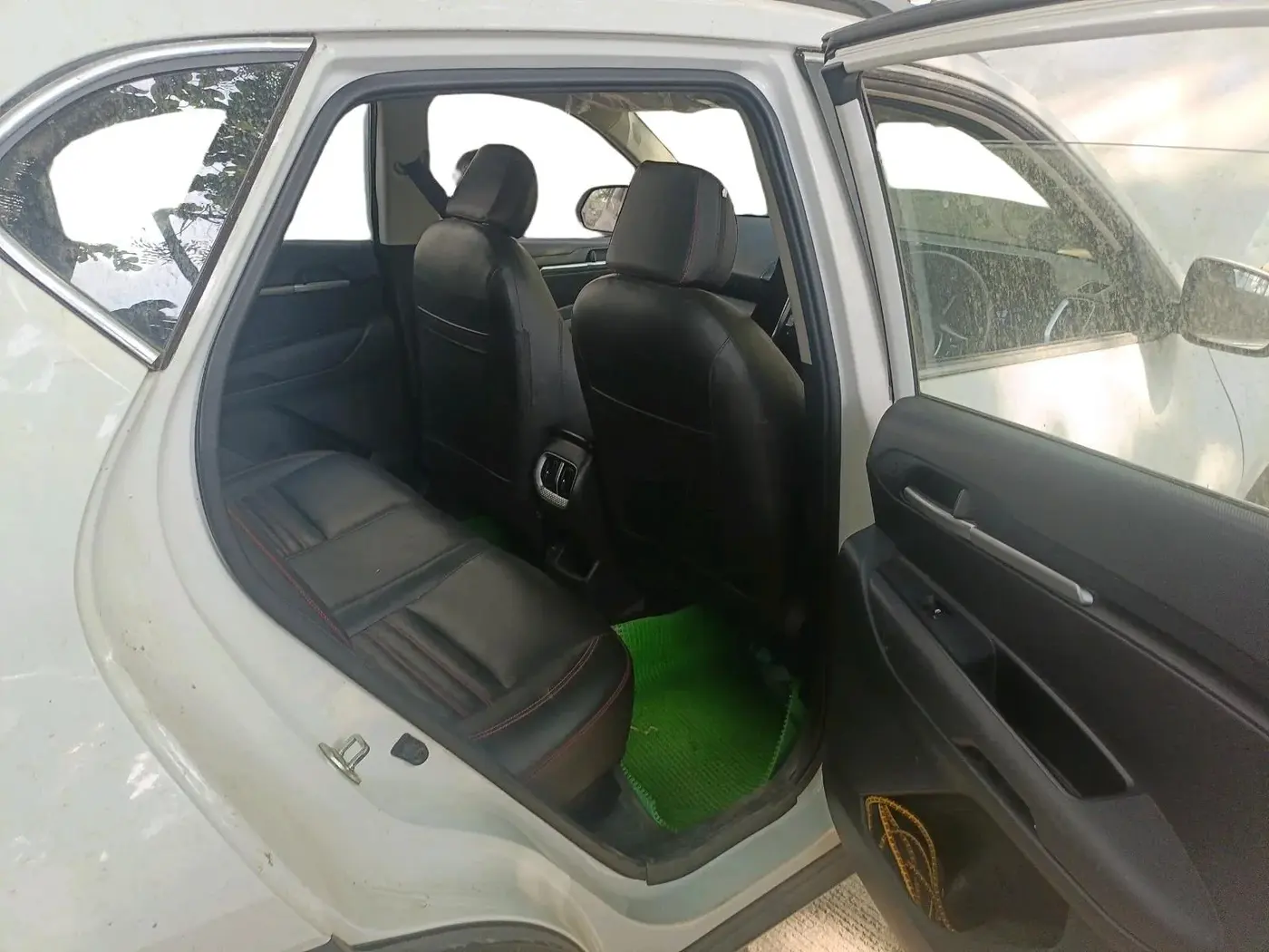 2020 KIA SONET HTK PLUS 1.2, Petrol, Manual, 51,456 km, interior