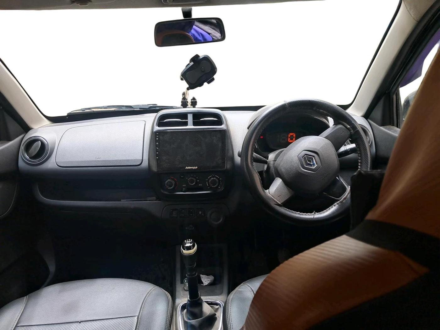 2019 Renault Kwid RXT 0.8 (O), Petrol, Manual, 73,376 km, interior