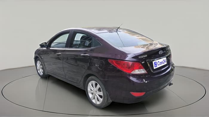 2011 Hyundai Verna FLUIDIC 1.6 VTVT SX, Petrol, Manual, 1,12,215 km, exterior