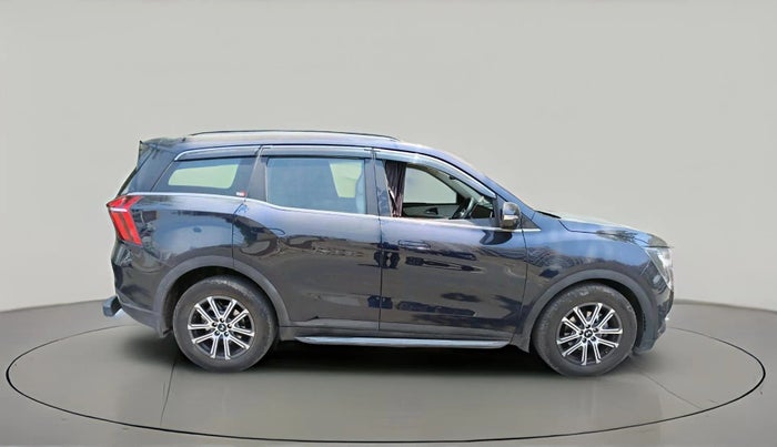 2025 Mahindra XUV700 AX 7 D AT 7 STR, Diesel, Automatic, 11,425 km, exterior