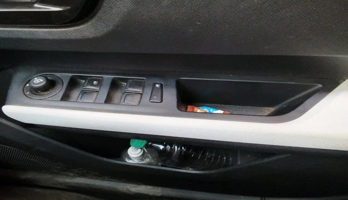 2024 Tata PUNCH ACCOMPLISHED AMT, Petrol, Automatic, 6,396 km, interior