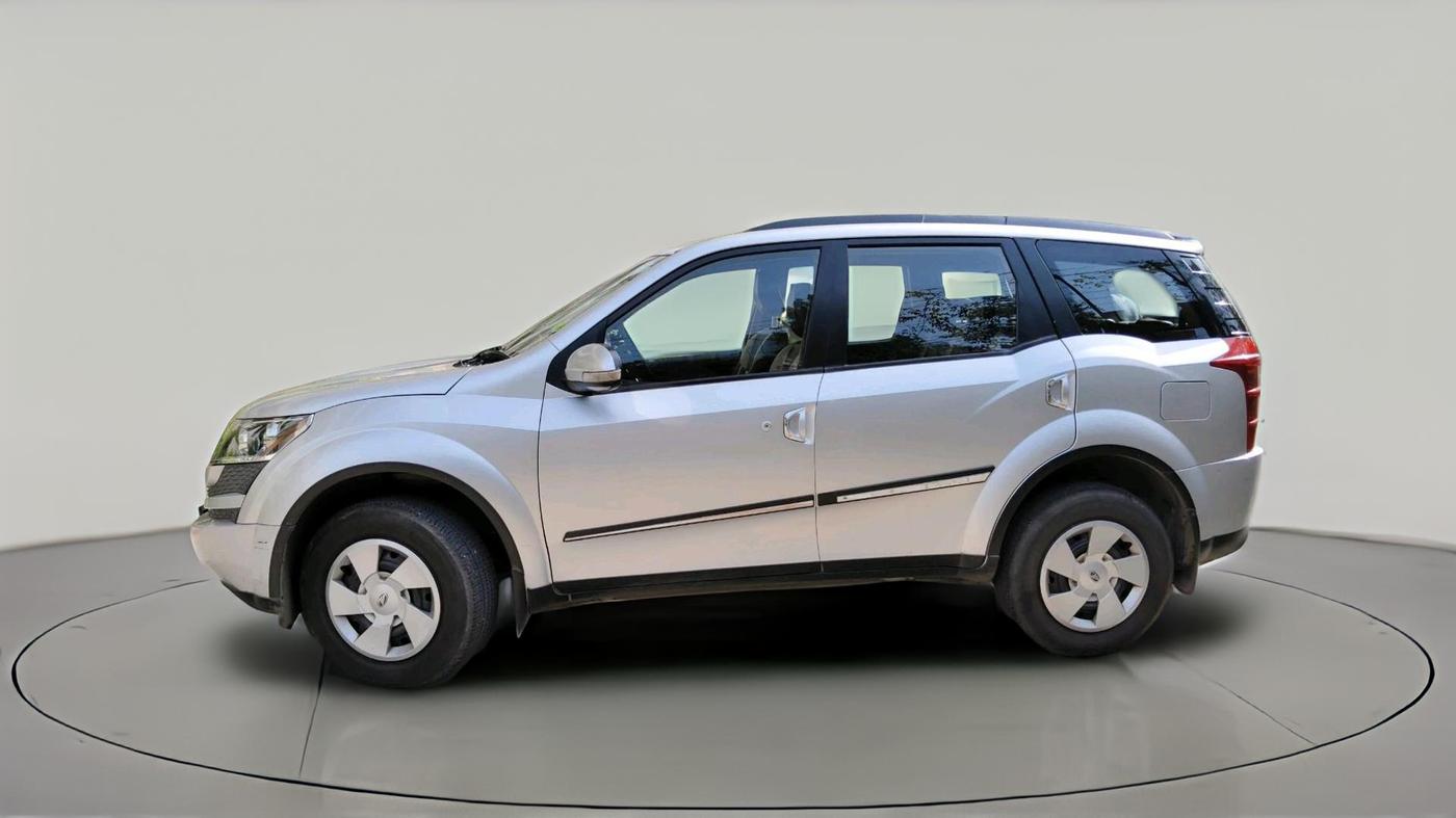 2014 Mahindra XUV500 W6, Diesel, Manual, 84,229 km, exterior