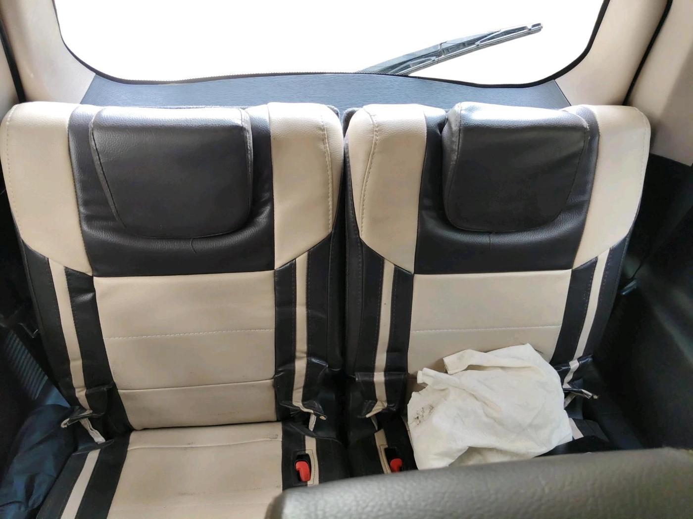 2014 Mahindra XUV500 W6, Diesel, Manual, 84,229 km, interior