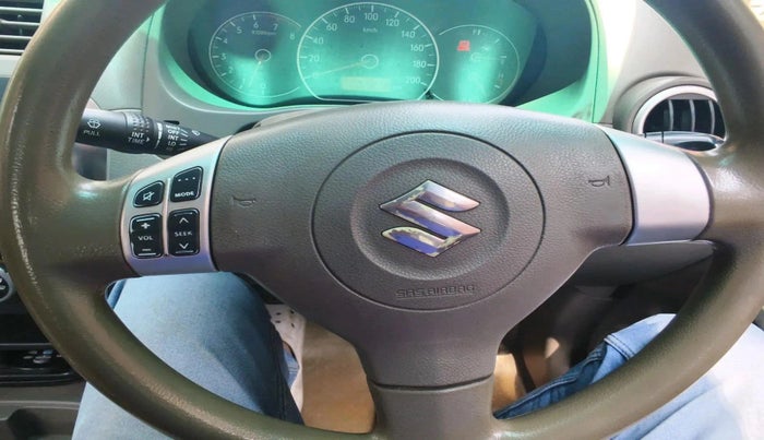 2010 Maruti SX4 ZXI, CNG, Manual, 1,07,876 km, interior
